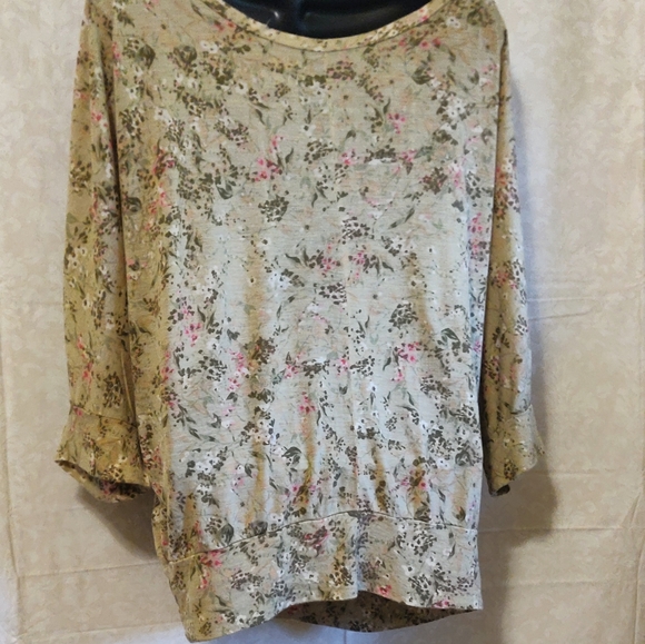 🗺️ Mudd Bat Wing Floral Loose Scoop Neck Pullover - Picture 2 of 8